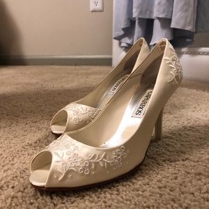 Beautiful Bridal Wedding shoes/mother of the bride